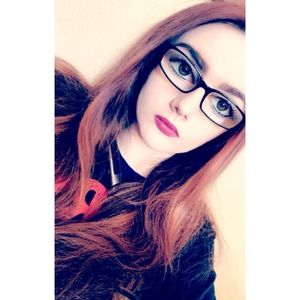 Meet your Posher, Katelyn